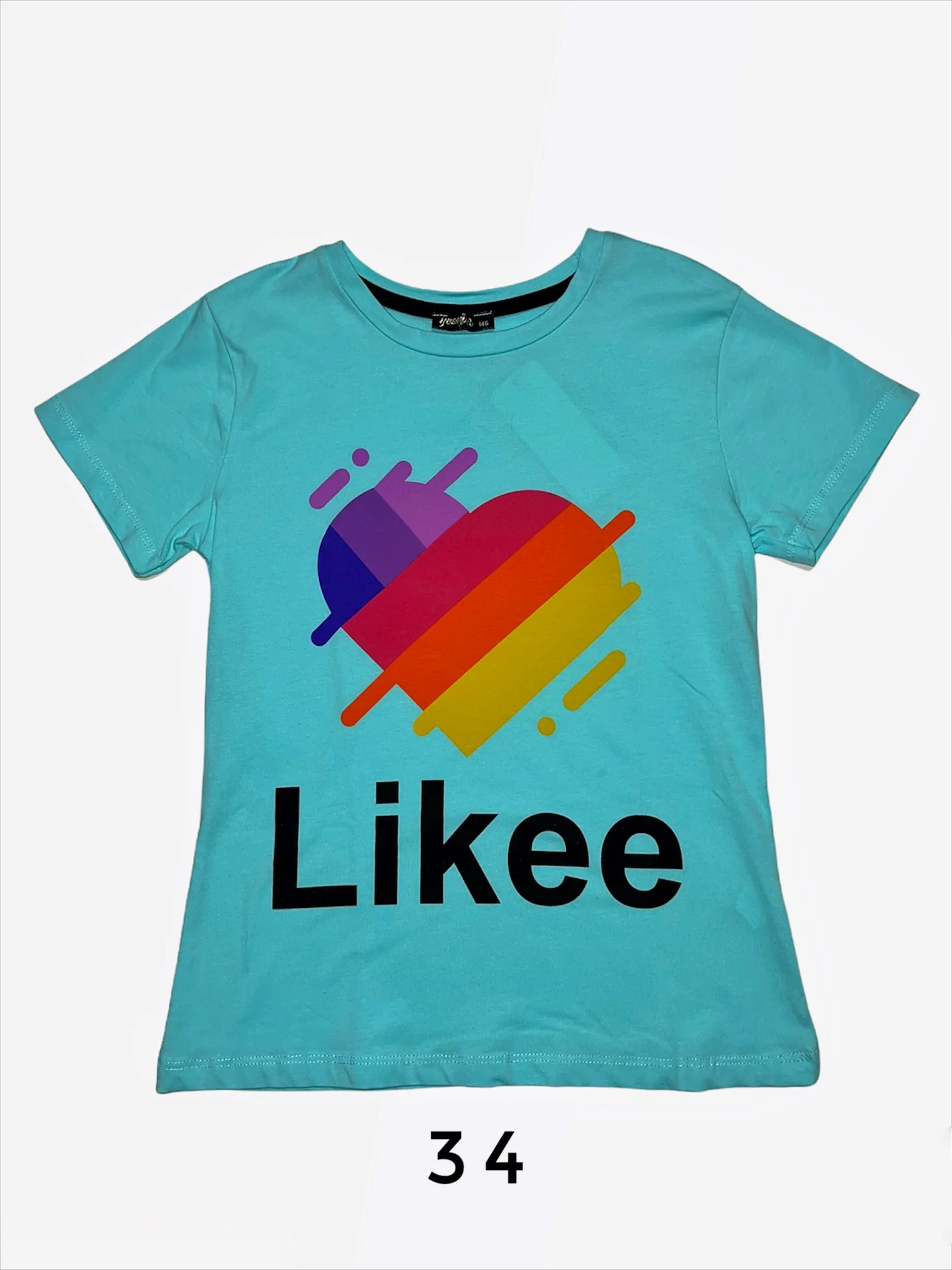 Детская футболка с принтами like, tiktok, instagram, among us