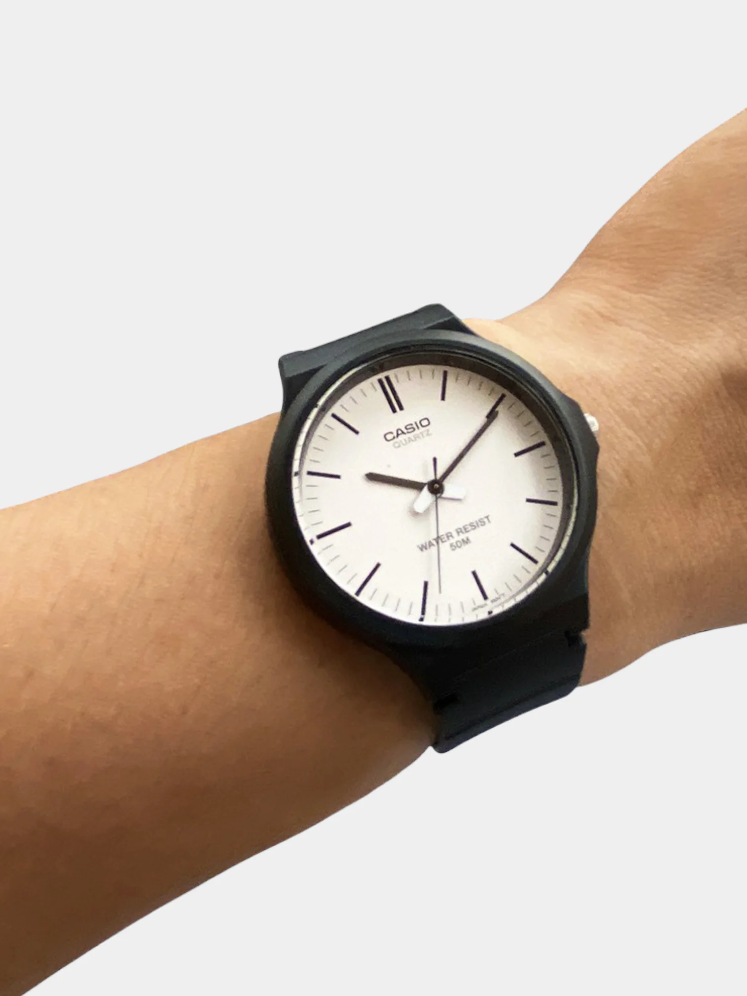 Часы наручные Casio MW-240-7EVEF