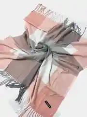 Розовый платок теплый кашемировый. Шарф квадратный женский