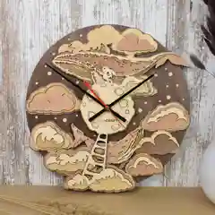 Часы настенные деревянные "Луна"