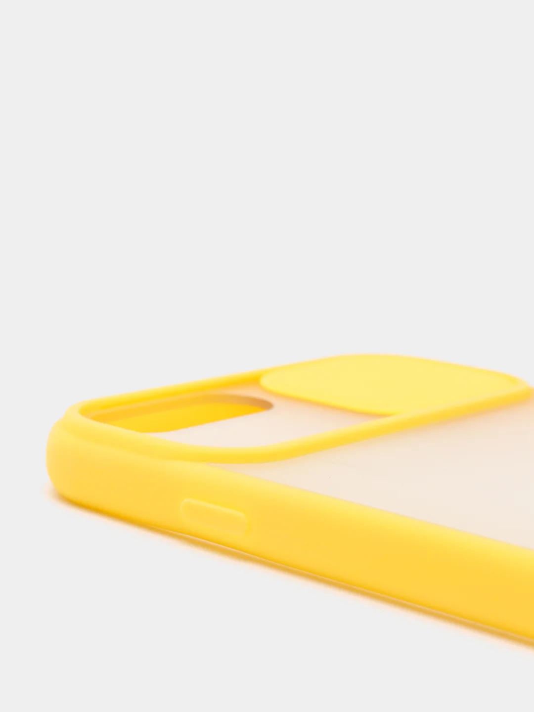 Желтый чехол с защитой шторкой для камеры на iPhone 6s/7/8/Plus/SE/20/X/XS/XR/11/Pro/Max/12/13/айфон
