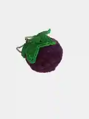 Фиолетовый брелоки и подвески вязаные