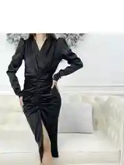 Черный платье атласное