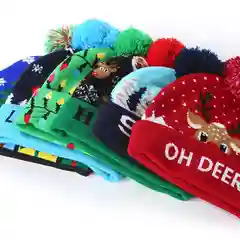 Бордовый шапка светящаяся новогодняя с диодами