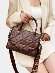 Стильная женская сумка мессенджер