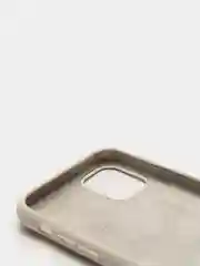 Бежевый чехол Silicone Case для iPhone 11 с закрытым низом