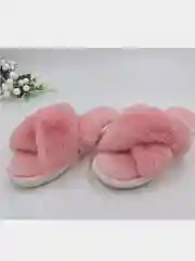 Розовый домашние тапочки