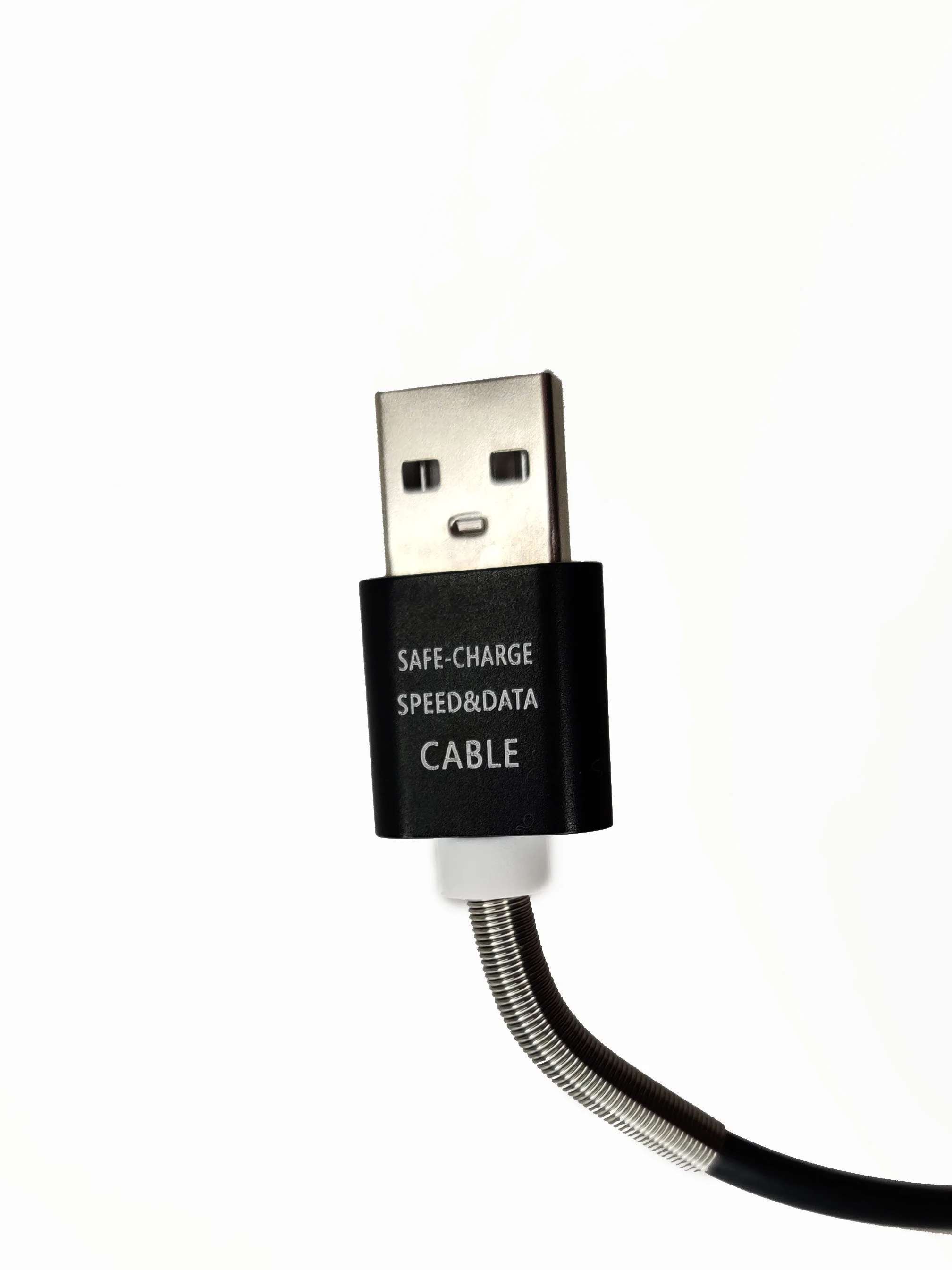 Белый кабель для зарядки Type-C