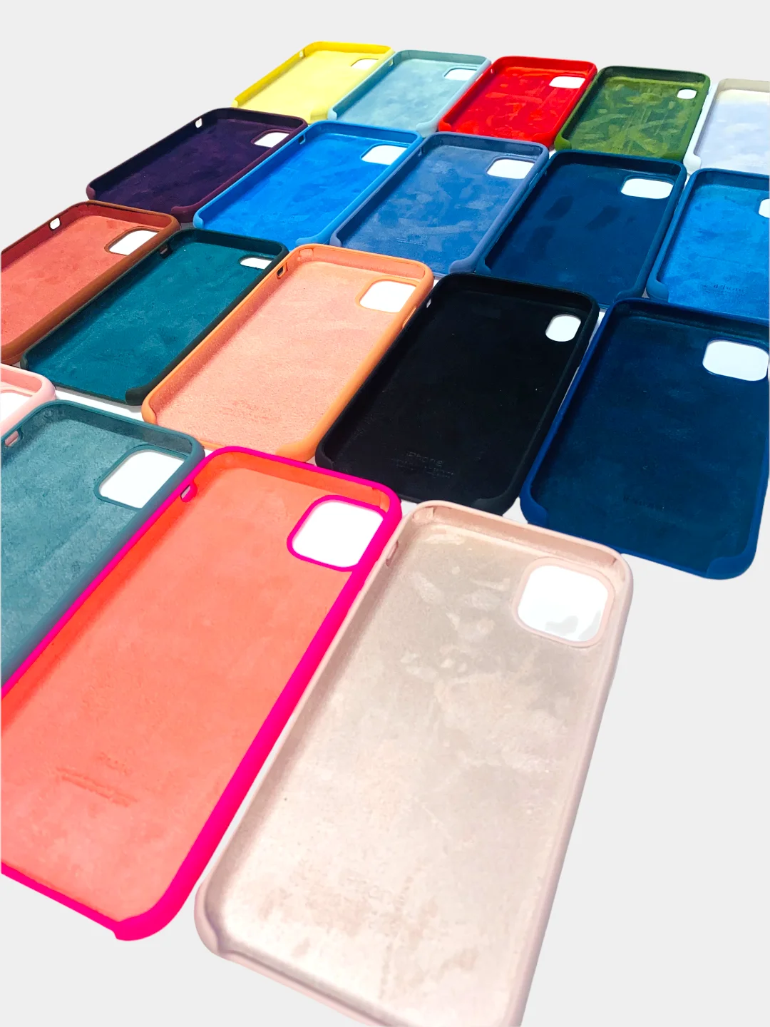 Чехол Silicone Case для iPhone 11,XR,7,8,SE,12,XS,X,8+,7+,6s,6,Pro,Max