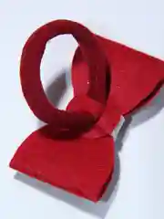Набор: резинка и заколка, новогодний