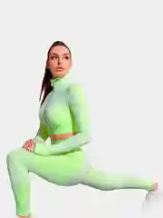 Рашгард и легинсы для спорта