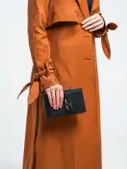 Черный сумка через плечо, женская