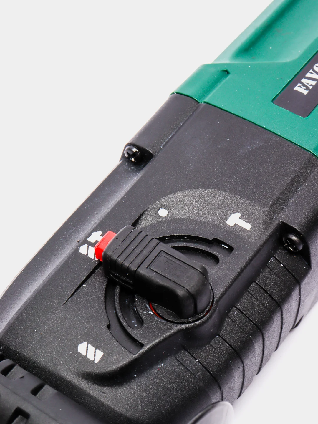 Перфоратор FAVOURITE RH 950, 3 режима, 950 Вт, SDS+, 3,2 Дж, кейс, оснастка