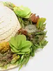 Зеленый декоративное настенное украшение Lillo "Шляпа", 23 см