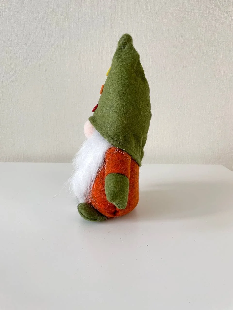 Бежевый новогодний гномик,  гном tomte, гном nisse