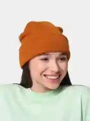 Коричневый шапка бини