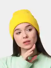 Желтый шапка бини