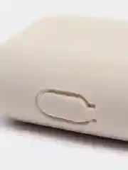 Розовый силиконовый чехол для наушников Airpods (Аирподс) 1, 2, 3, Pro, с карабином-держателем