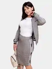 Красный комплект одежды TOPLES