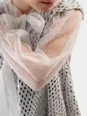 Белый платье нарядное с блестками для девочек