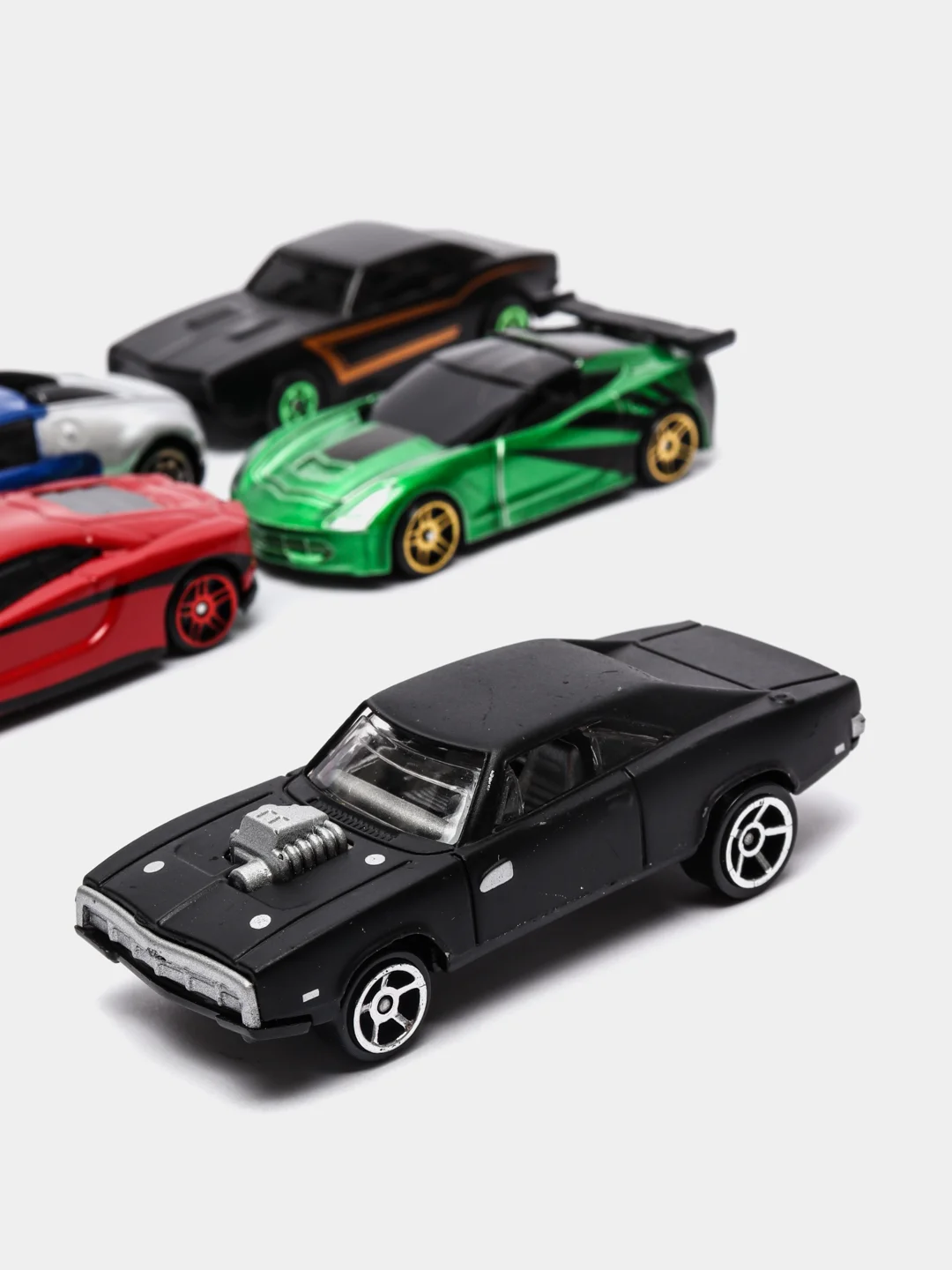 Подарочный набор из пяти машинок Hot Wheels 5 шт металлические