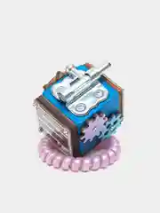 Синий бизикубик Мини NOVA Toys/ Развивающие игрушки/ Деревянные для малышей / Дорожный Бизиборд