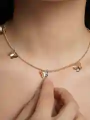 Цепочка с бабочками, чокер с бабочками на шею