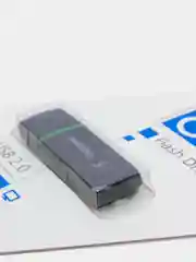 Черный флешка SmartBuy Paean 32GB / 64GB USB flash drive 2.0