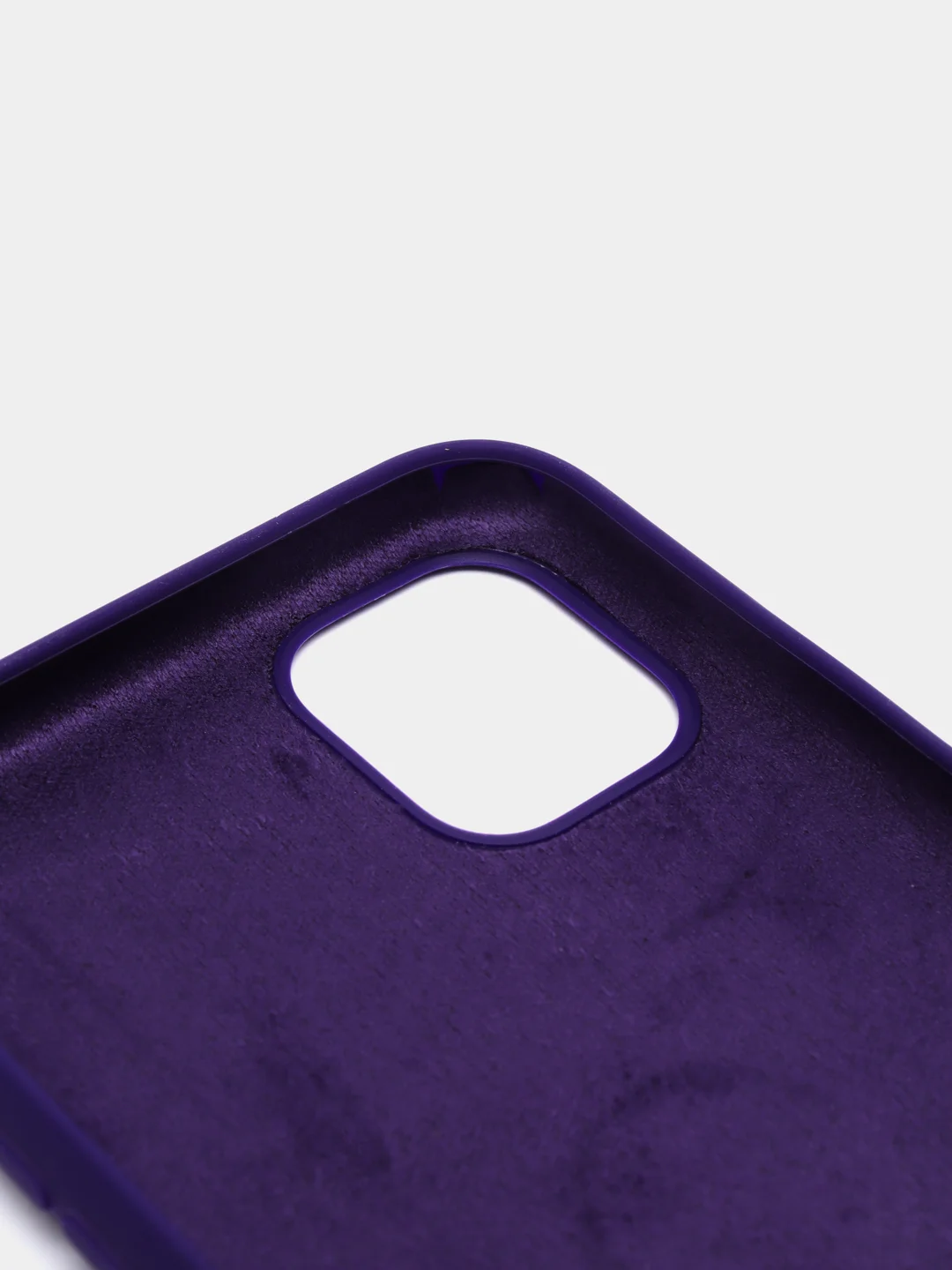 Фиолетовый чехол Silicone Case для iPhone 11/XR/7/8/SE2020/12/12Pro/7+/8+/6s/6