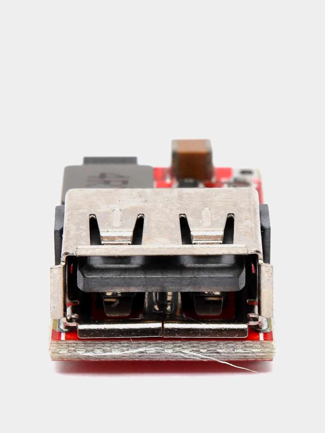 Понижающий модуль, вход 6-24V, выход 5V, USB разъём до 3А