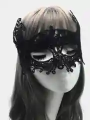 Песочный хаки ажурная маска для лица