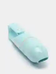 Светло-синий вакуумный пылесос для автомобиля