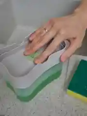 Диспенсер кухонный / Дозатор кухонный с губкой / дозатор для моющего средства / для кухни