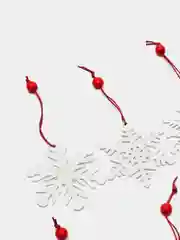 Белый набор деревянных ёлочных игрушек (6шт в упаковке)