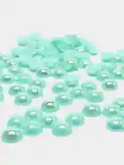 Зеленый полубусины акриловые