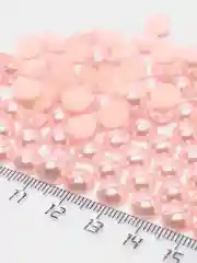 Розовый полубусины акриловые
