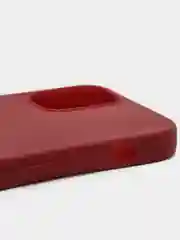 Багровый силиконовый чехол на iPhone 12 Mini