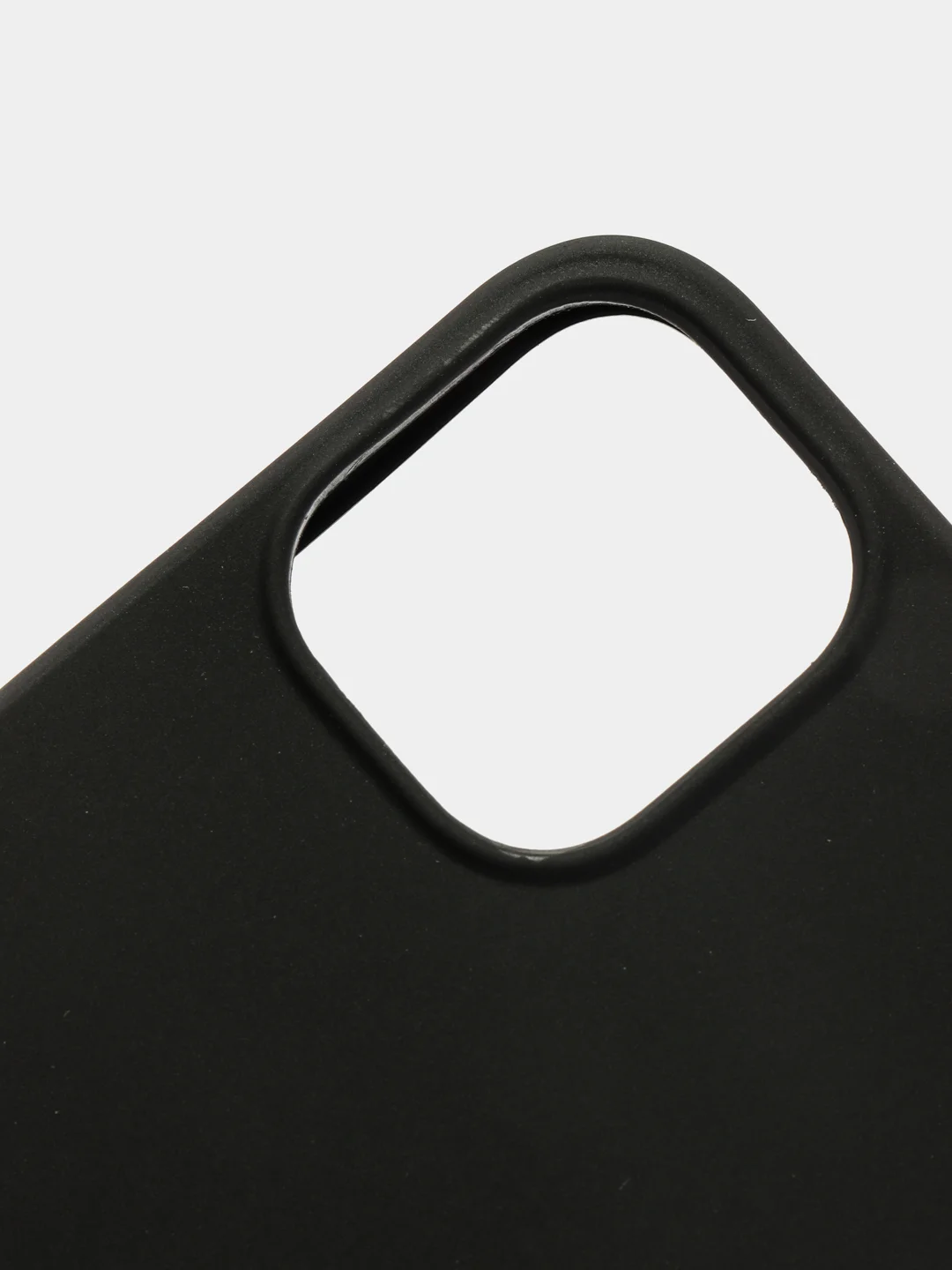 Черный силиконовый чехол на iPhone 12 Mini