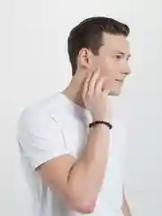 Угольный браслет с камнем