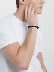 Серый браслет с камнем