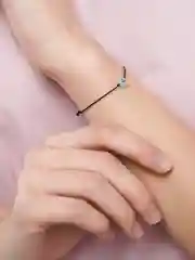 Браслет "Сердце" на нити