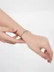 Браслет "Сердце" на нити