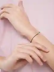 Браслет "Сердце" на нити