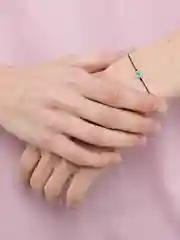 Браслет "Сердце" на нити