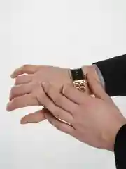 Желтый мужские кварцевые часы