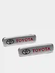 Комплект шильдиков металлических с эмблемой авто "TOYOTA" и 4 винтовыми креплениями (Пара)