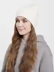 Молочный шапка женская