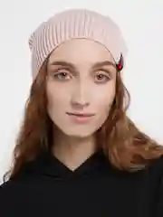 Пудровый шапка женская
