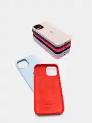 Алый чехол Silicone Case для iPhone 13 / 14, Pro, Pro Max с закрытым низом