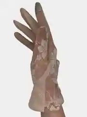 Перчатки гипюр